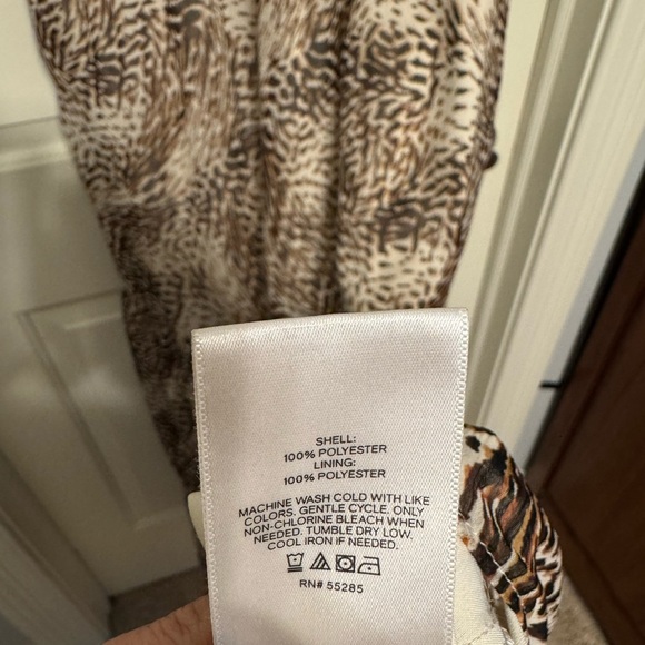 EXPRESS Woman’s Animal Print Maxi Dress Size Medium Flowing Brown and Cream - Picture 7 of 12